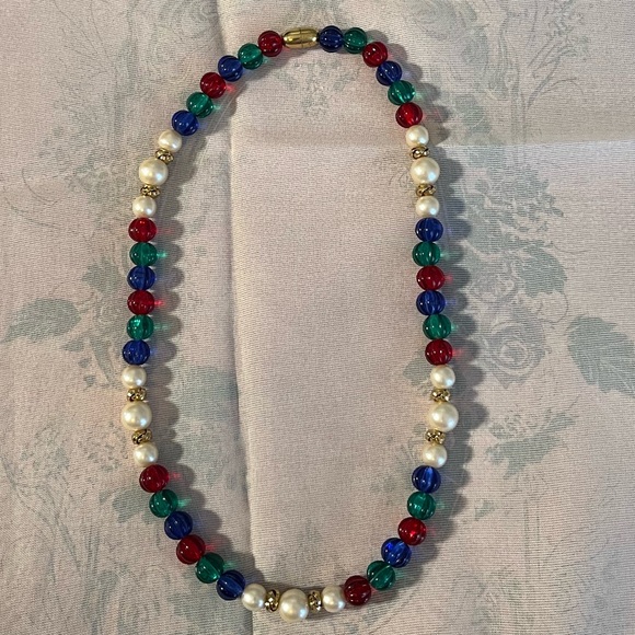 Avon Vintage Faux Pearl Beaded Multicolor Necklace 18 inch - Picture 3 of 16
